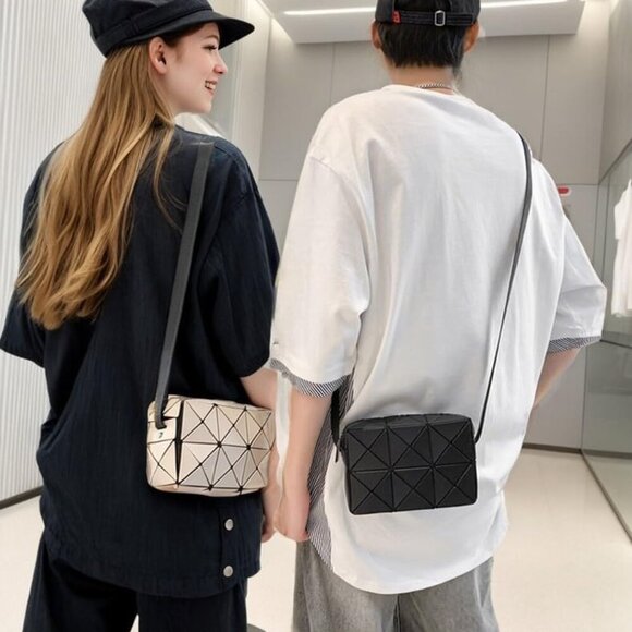 Small Geometric Rhombus Bag Unisex Crossbody Over the Shoulder Purse - Picture 6 of 6